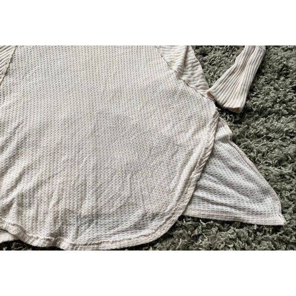 Free People Ventura Creamy Waffle Weave Thermal BOHO TUNIC SHIRT TOP sz M - Picture 4 of 8